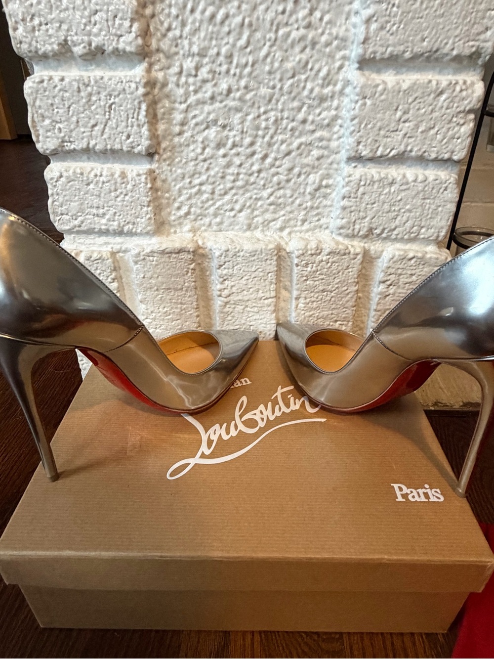 BRAND NEW! Christian Louboutin silver So Kate 120mm pumps. Size: EU 39/ US 9. - Picture 4 of 10